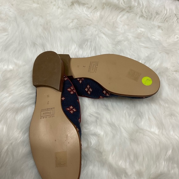 Rare Vero Cuoio Navy and Burgundy Patterned Mules - Picture 6 of 10